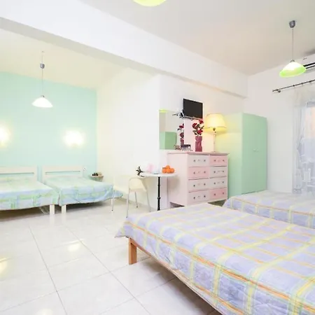 מלון דירות Celeste Naxos Naxos City