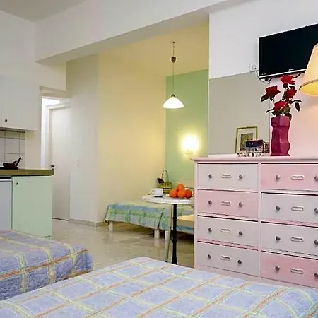Celeste Naxos Chora 3*