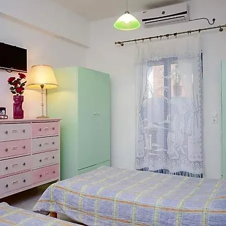 Celeste Naxos Chora Aparthotel 3*