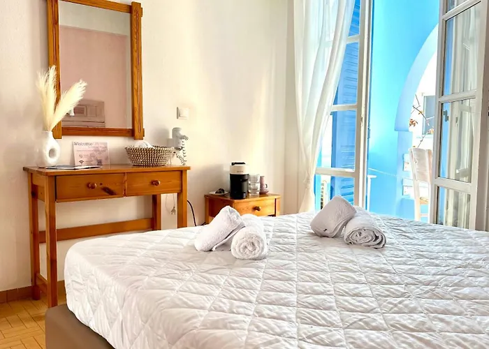 Celeste Naxos Chora 公寓式酒店 Naxos City